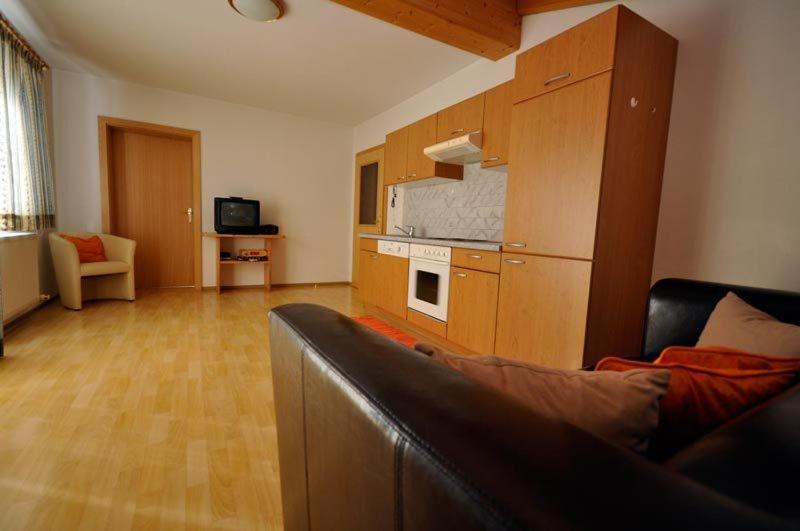 Appartements Familie Grundner Leogang Pokój zdjęcie